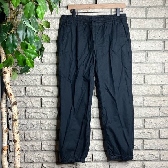 J. Crew Lightweight jogger pant in cotton twill - Picture 2 of 7